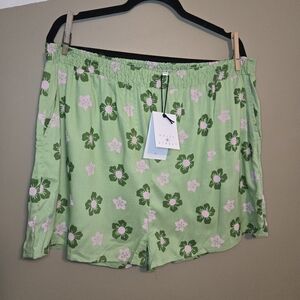 Daisy Street Women's Green Floral Printed Shorts Size 2XL Size 20 Pockets Plus